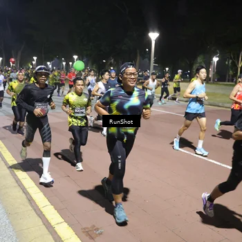 Runner Photo 6518022