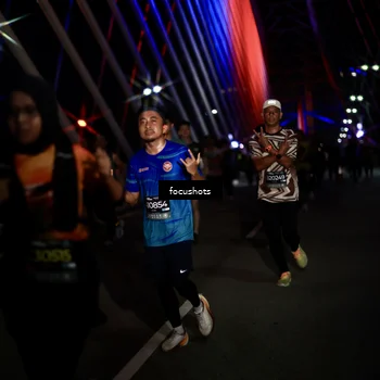 Runner Photo 6518028