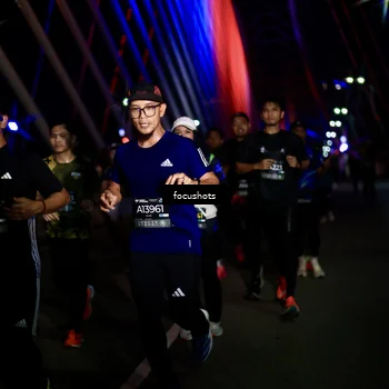Runner Photo 6518033