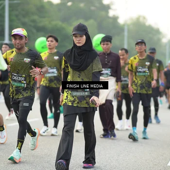 Runner Photo 6518041