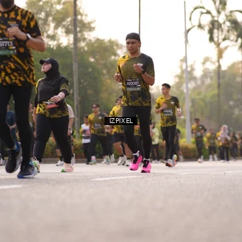 Runner Photo 6518044