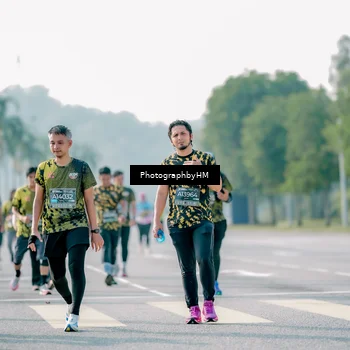 Runner Photo 6518049