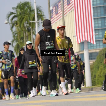 Runner Photo 6518088