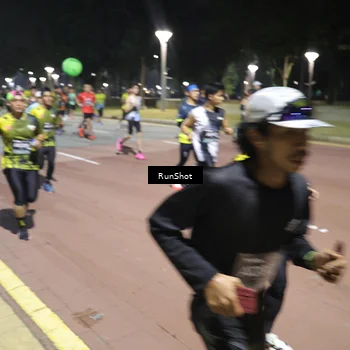 Runner Photo 6518125