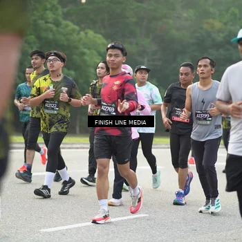 Runner Photo 6518130