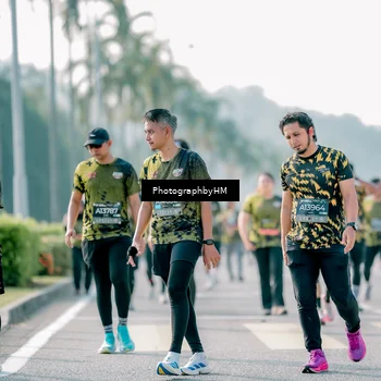 Runner Photo 6518131