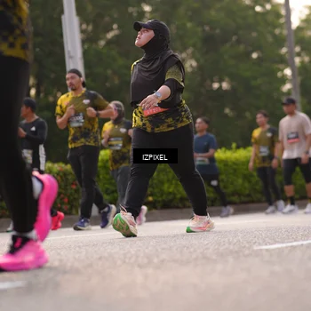 Runner Photo 6518145