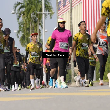 Runner Photo 6518147