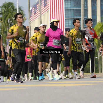 Runner Photo 6518165