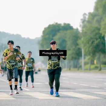 Runner Photo 6518182
