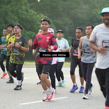 Runner Photo 6518192