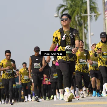Runner Photo 6518204