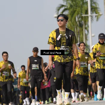 Runner Photo 6518228
