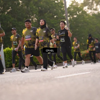 Runner Photo 6518234