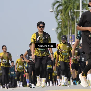 Runner Photo 6518236