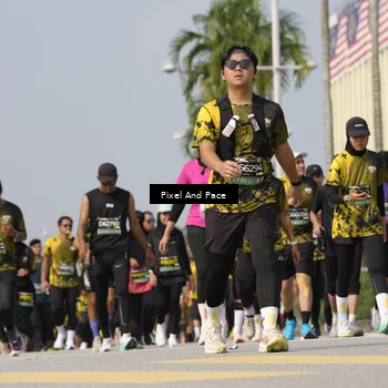 Runner Photo 6518257