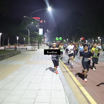 Runner Photo 6518273