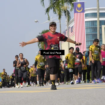 Runner Photo 6518305