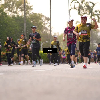 Runner Photo 6518310