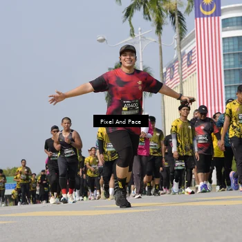 Runner Photo 6518329