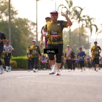 Runner Photo 6518334