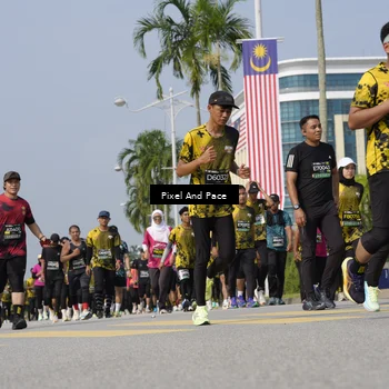 Runner Photo 6518366