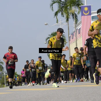 Runner Photo 6518405