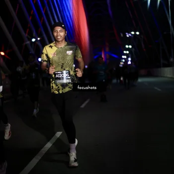 Runner Photo 6518431