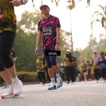 Runner Photo 6518436