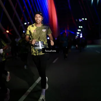 Runner Photo 6518452