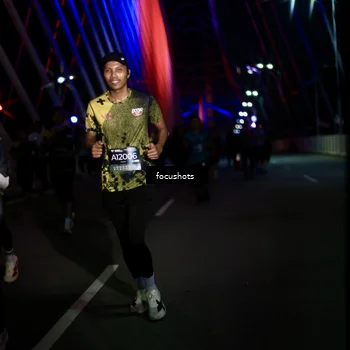 Runner Photo 6518453