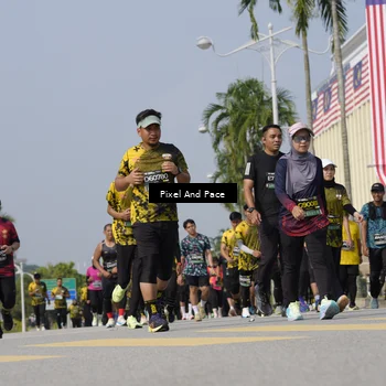 Runner Photo 6518454