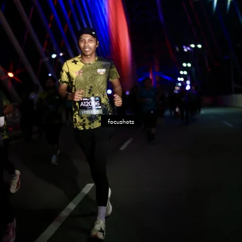 Runner Photo 6518459