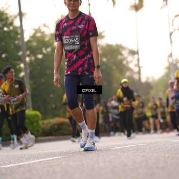 Runner Photo 6518465