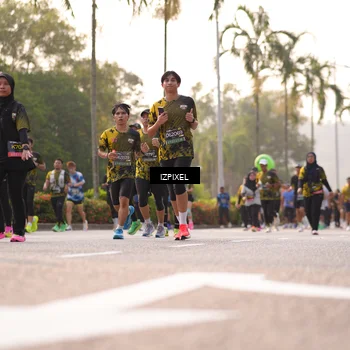 Runner Photo 6518494