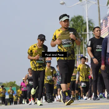 Runner Photo 6518565