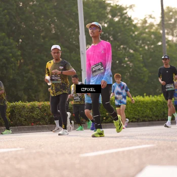 Runner Photo 6518639