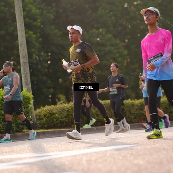 Runner Photo 6518659
