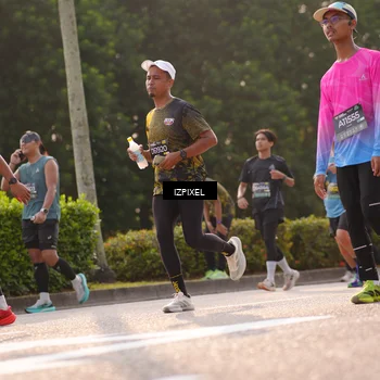Runner Photo 6518662