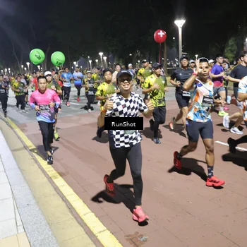 Runner Photo 6518671