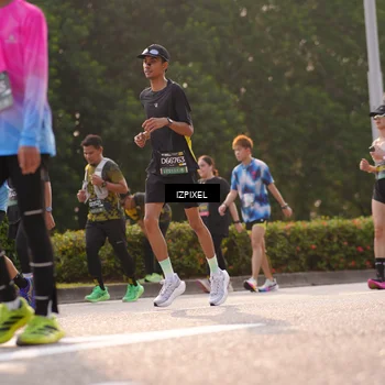 Runner Photo 6518722