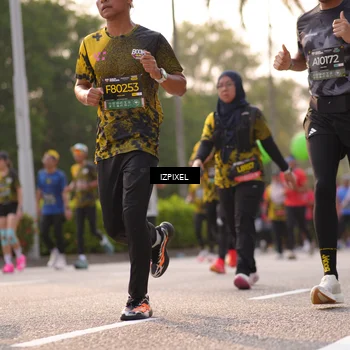 Runner Photo 6518725
