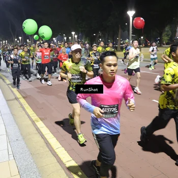 Runner Photo 6518789