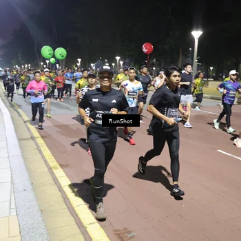 Runner Photo 6518800