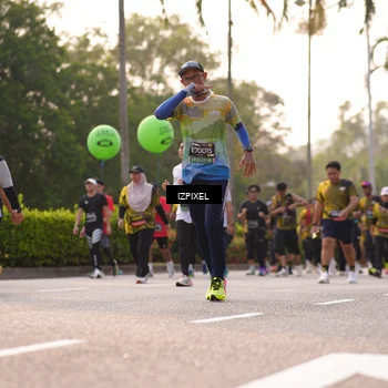 Runner Photo 6518807