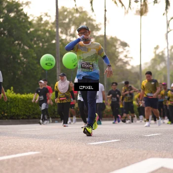 Runner Photo 6518808