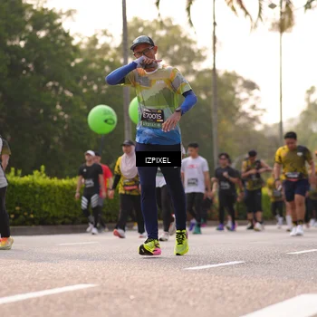 Runner Photo 6518824