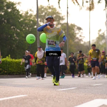 Runner Photo 6518835