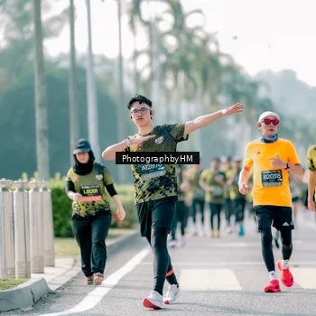 Runner Photo 6518860
