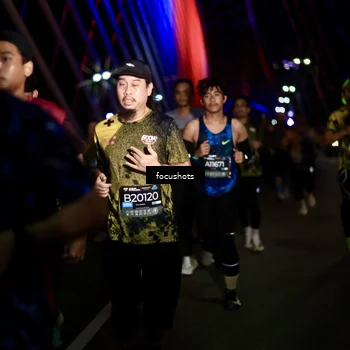 Runner Photo 6518877